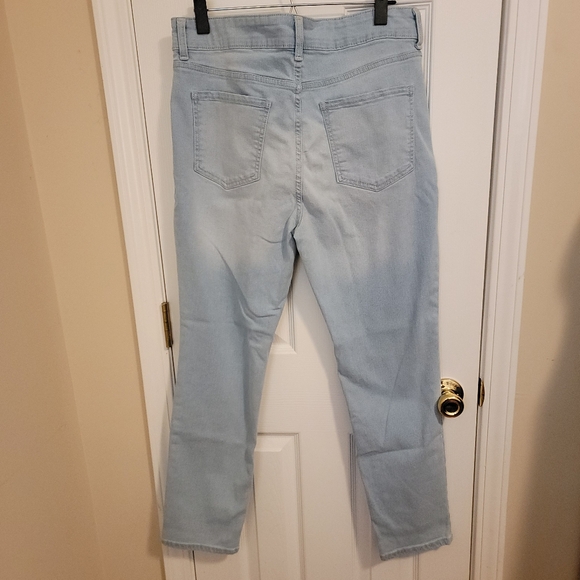 No Boundaries Light Wash Denim  Straight Leg Jeans Size 17 - Picture 3 of 5